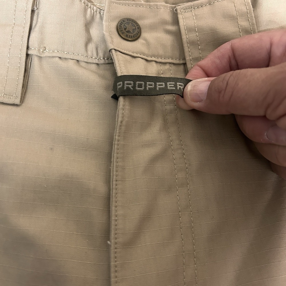 Propper Cargo Pants Woman's Size 22 LTWT Ripstop - Picture 4 of 8